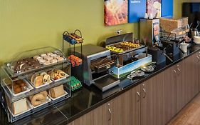 Comfort Inn New Glasgow 3*