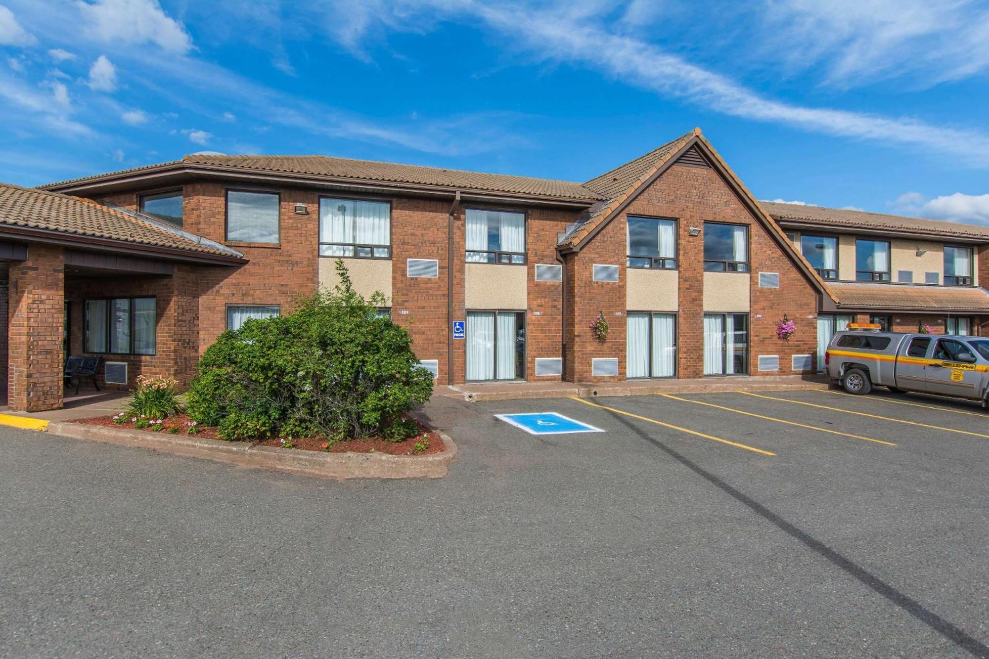 Comfort Inn New Glasgow Exterior photo